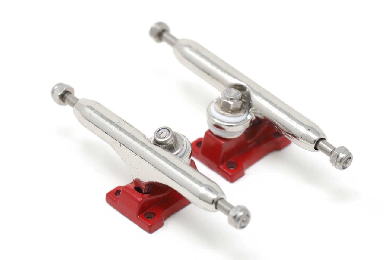 Skull Pro Trucks Chrome/Red (34mm) Single Axle // 6 Lock Nuts Skull