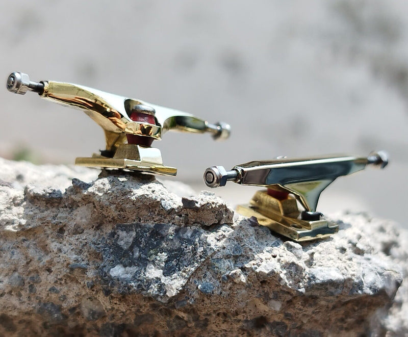 Kraken Trucks - Gold Hanger Gold Baseplate