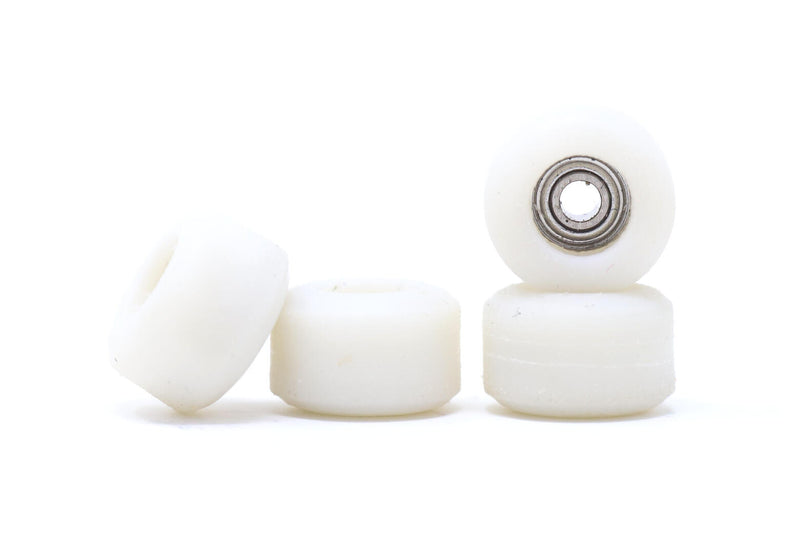 Oak Wheels - M Original White - Skull Fingerboards