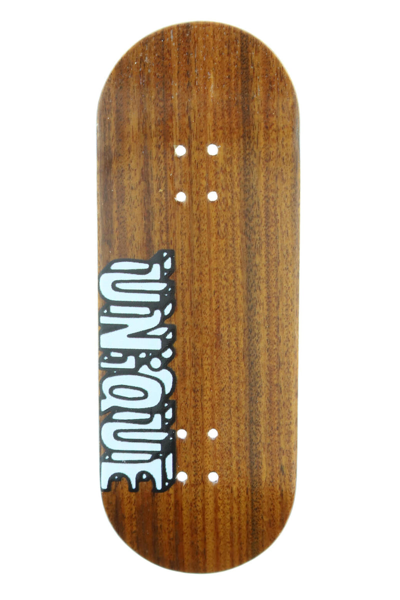 Unique - 3d Piece Graphic Deck (RANDOM PLY COLOUR) - Skull Fingerboards