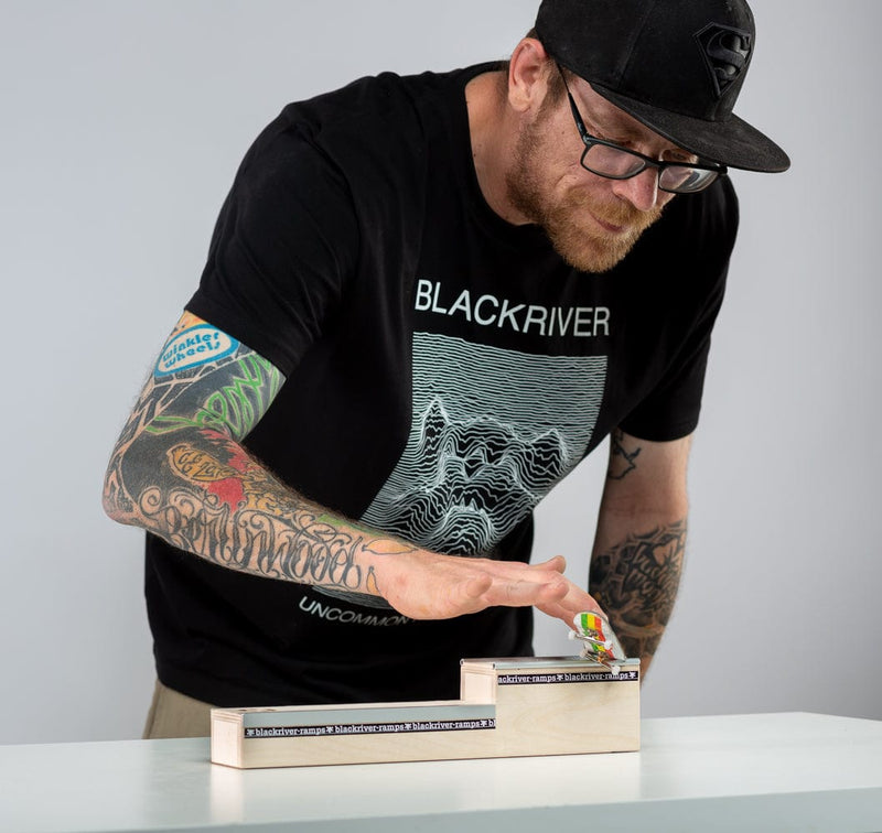 Blackriver Ramps Two Level - Skull Fingerboards