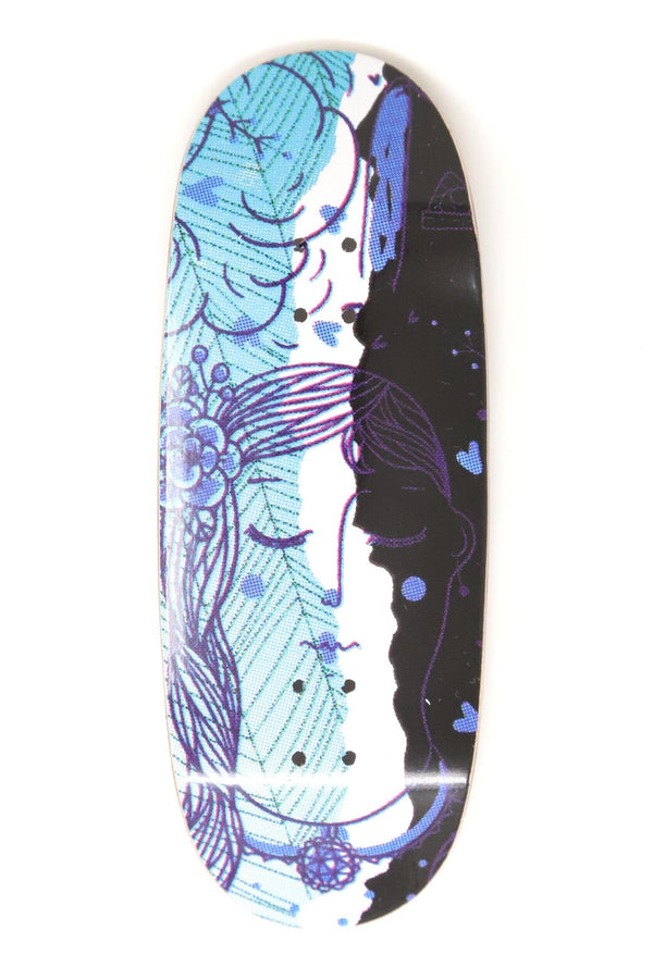 Mckenzie Decks | Skull Fingerboards