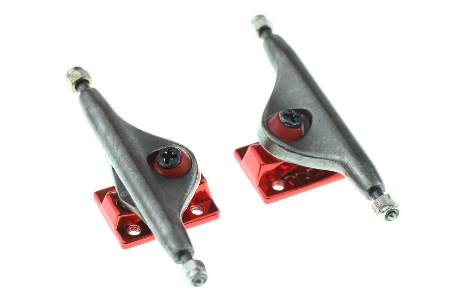 Obsius Trucks Iron/Red (34mm) | Skull Fingerboards